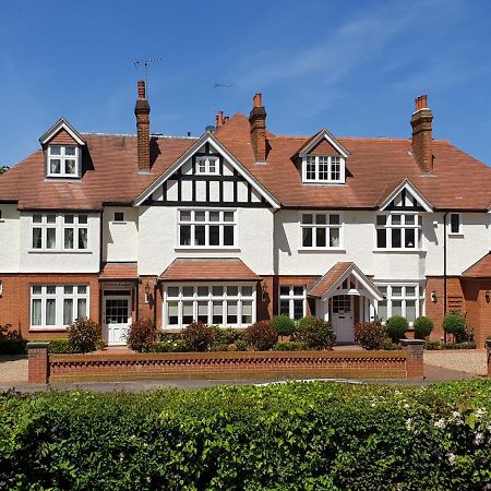 Ditton Lodge 킹스턴어폰템스 외부 사진
